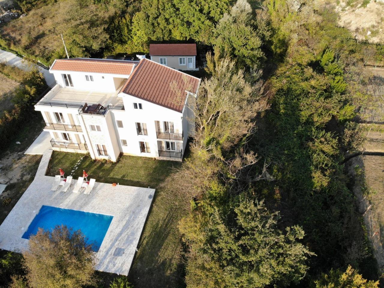 Apartment Vrutak Κότορ Εξωτερικό φωτογραφία
