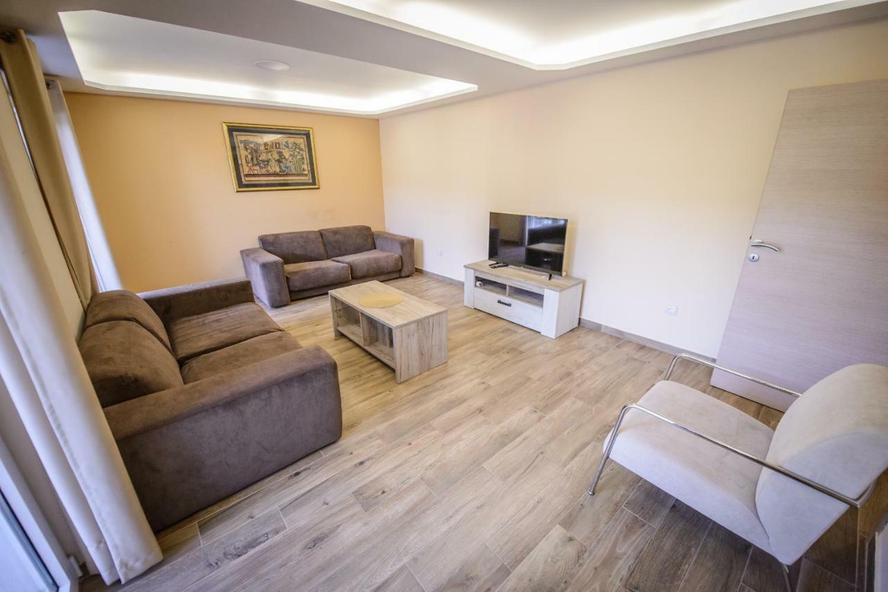 Apartment Vrutak Κότορ Εξωτερικό φωτογραφία