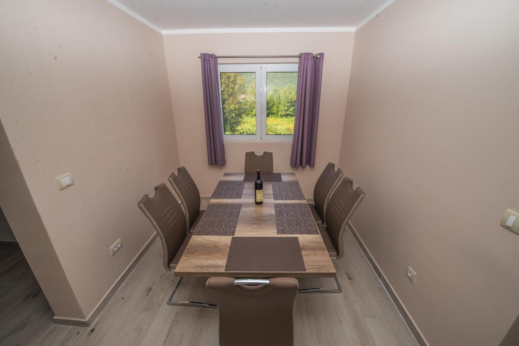 Apartment Vrutak Κότορ Εξωτερικό φωτογραφία