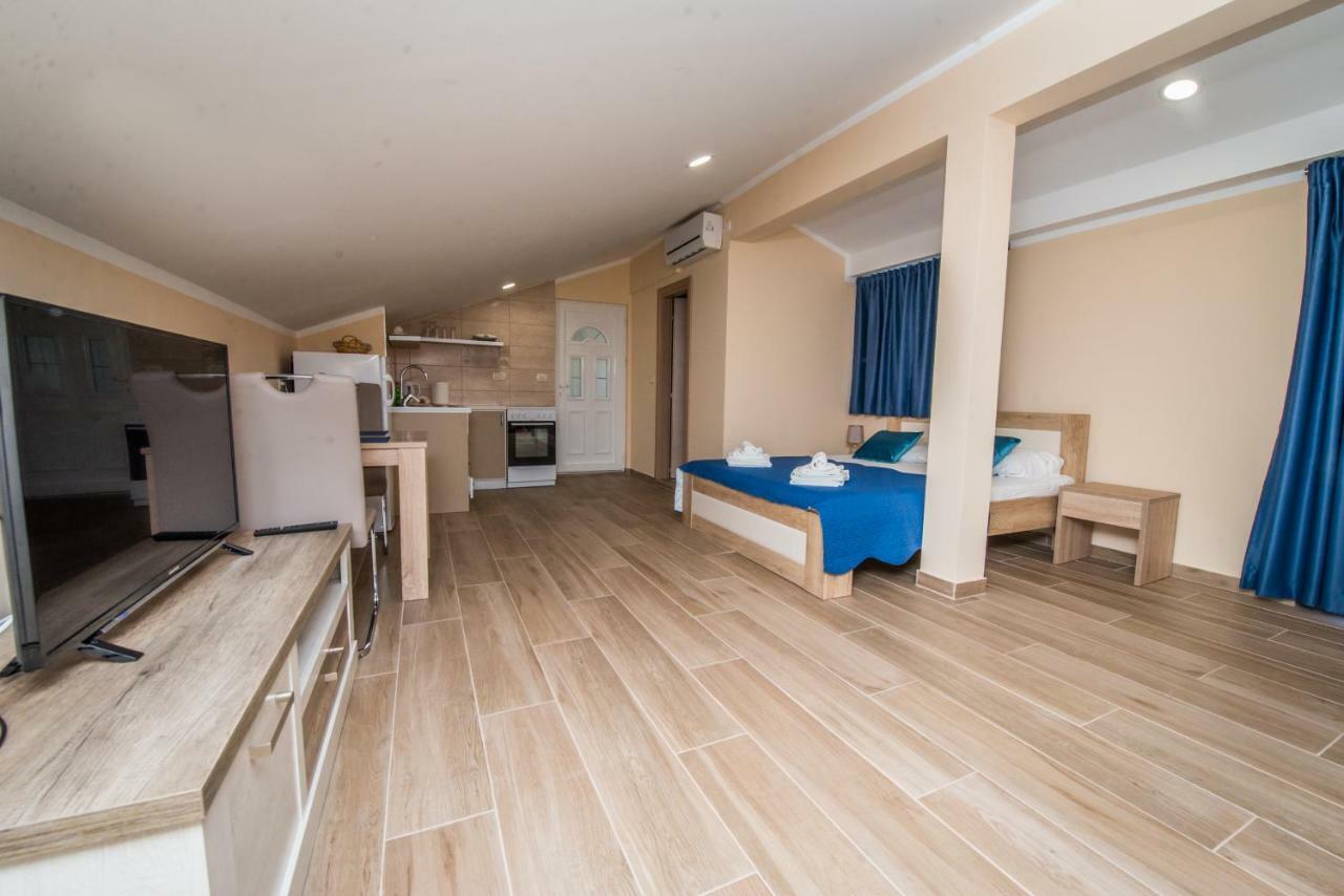 Apartment Vrutak Κότορ Εξωτερικό φωτογραφία