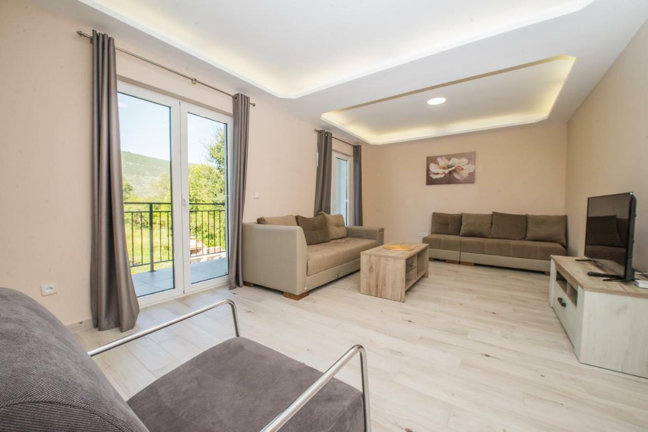 Apartment Vrutak Κότορ Εξωτερικό φωτογραφία