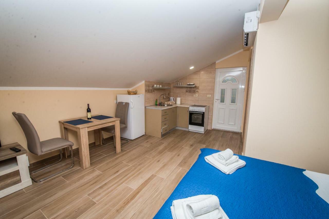 Apartment Vrutak Κότορ Εξωτερικό φωτογραφία