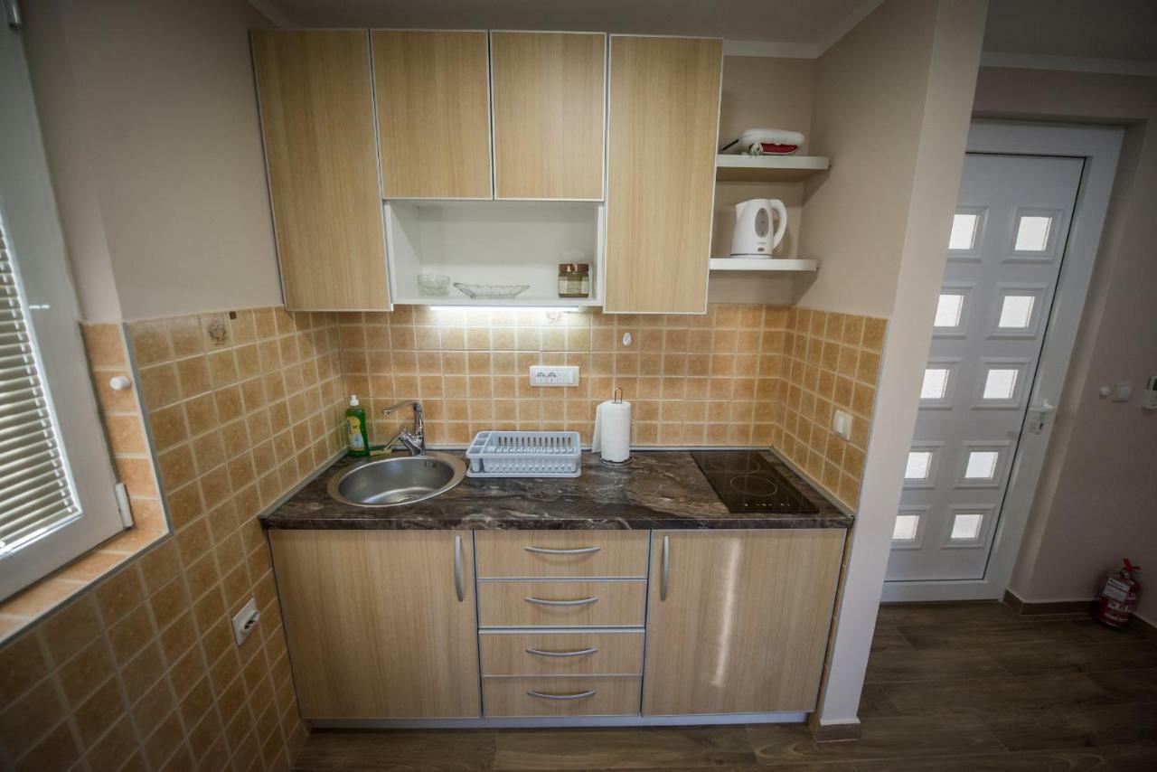 Apartment Vrutak Κότορ Εξωτερικό φωτογραφία